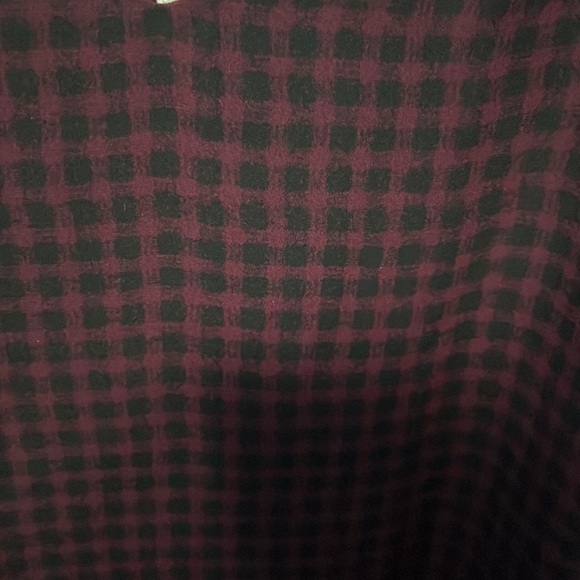 3/$20 r essentials medium black checkered tank - Picture 2 of 3